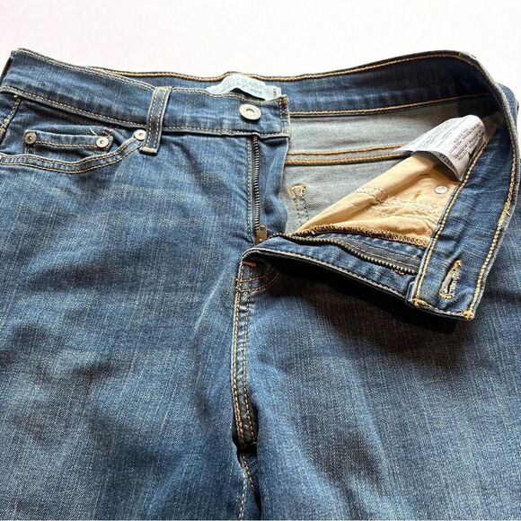 Levi's Women's Blue Jeans 512 Bootcut Size 10 S/C Perfectly Slimming - Picture 9 of 9